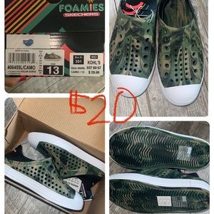 Brand new, with tags and box!! Boys, size 13c Skechers Foamies